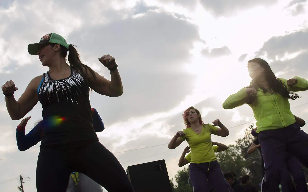 La clase de zumba con causa se llevará a cabo en La Borreguera Isaac Esquivel, Cuartoscuro Imagen de aspecto